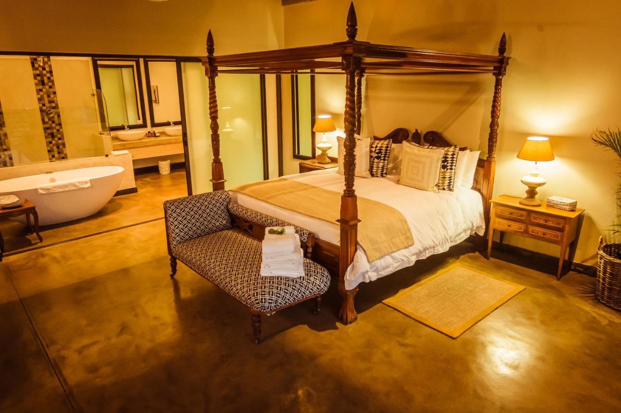 Bushveld Terrace Safari Hotel, Lodge & Spa Пгалаборва Екстер'єр фото