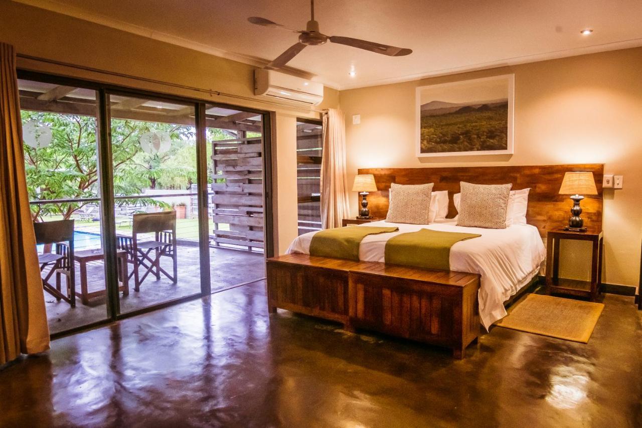 Bushveld Terrace Safari Hotel, Lodge & Spa Пгалаборва Екстер'єр фото