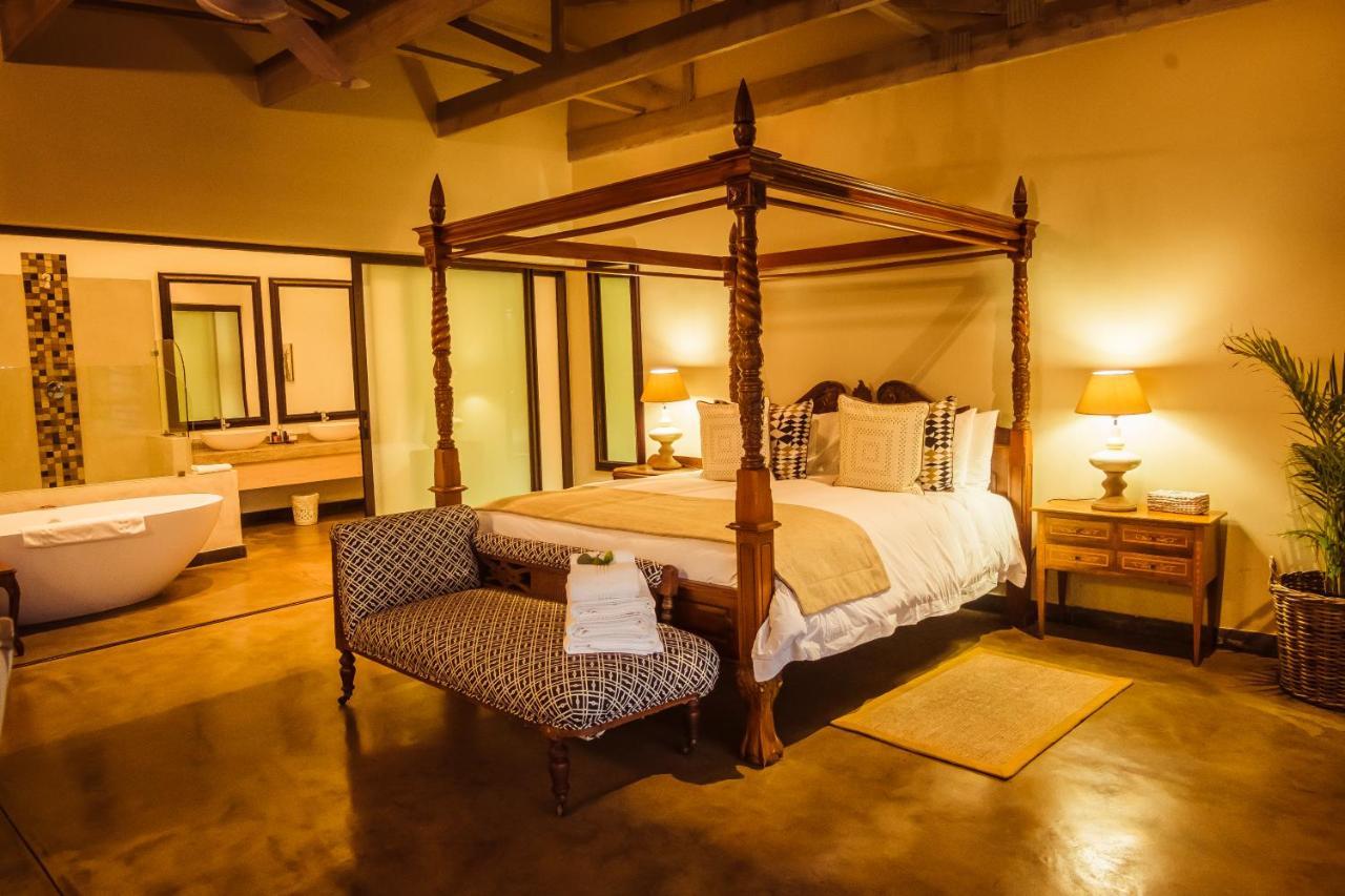 Bushveld Terrace Safari Hotel, Lodge & Spa Пгалаборва Екстер'єр фото