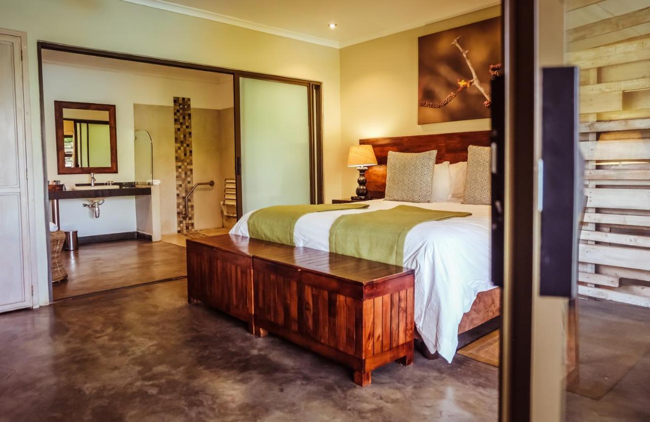 Bushveld Terrace Safari Hotel, Lodge & Spa Пгалаборва Екстер'єр фото
